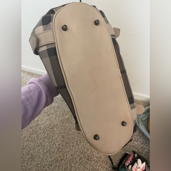 Burberry Gray Smoke Check canvas ☀️ - Picture 5 of 11